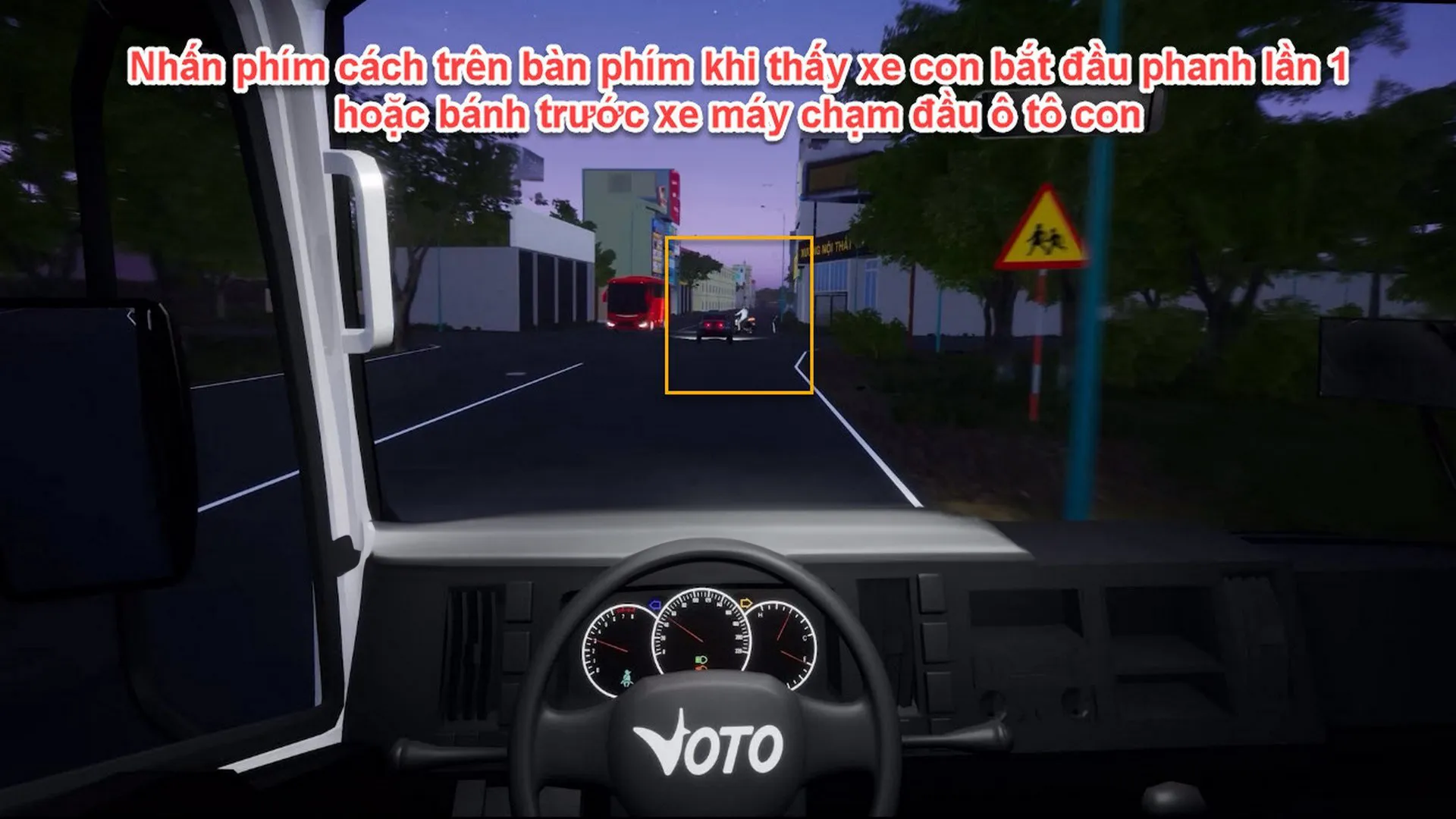 Cháy rừng khói mù hai bên đường